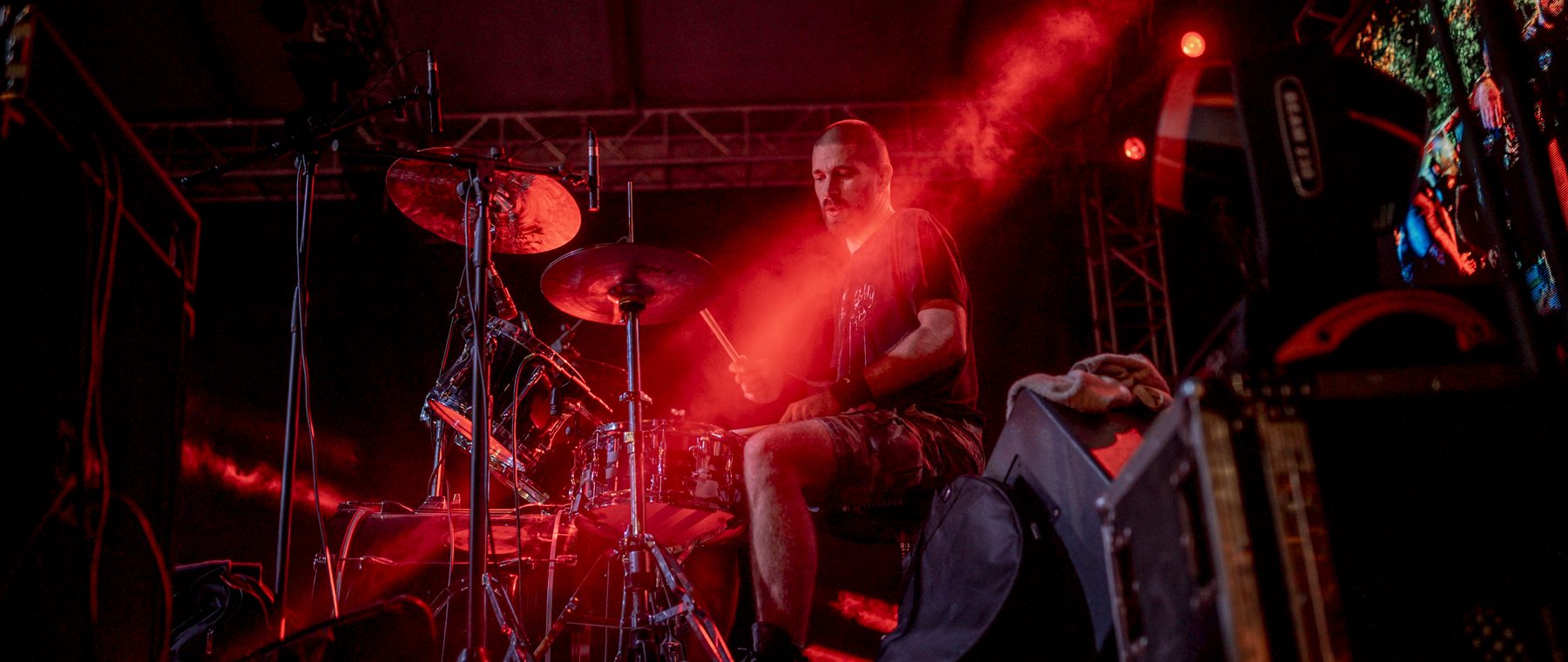 Five things that make a festival stage schedule survive contact with the day